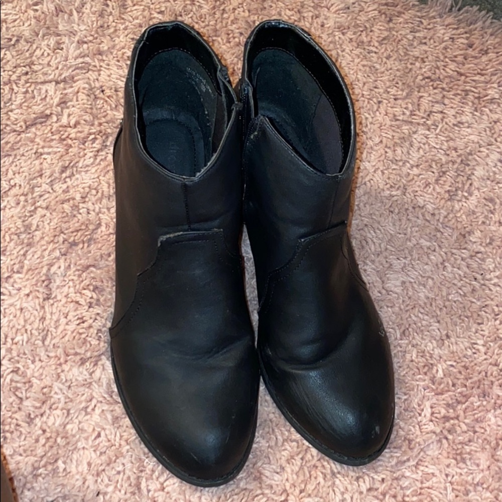 Booties Chelsea’s Booties
